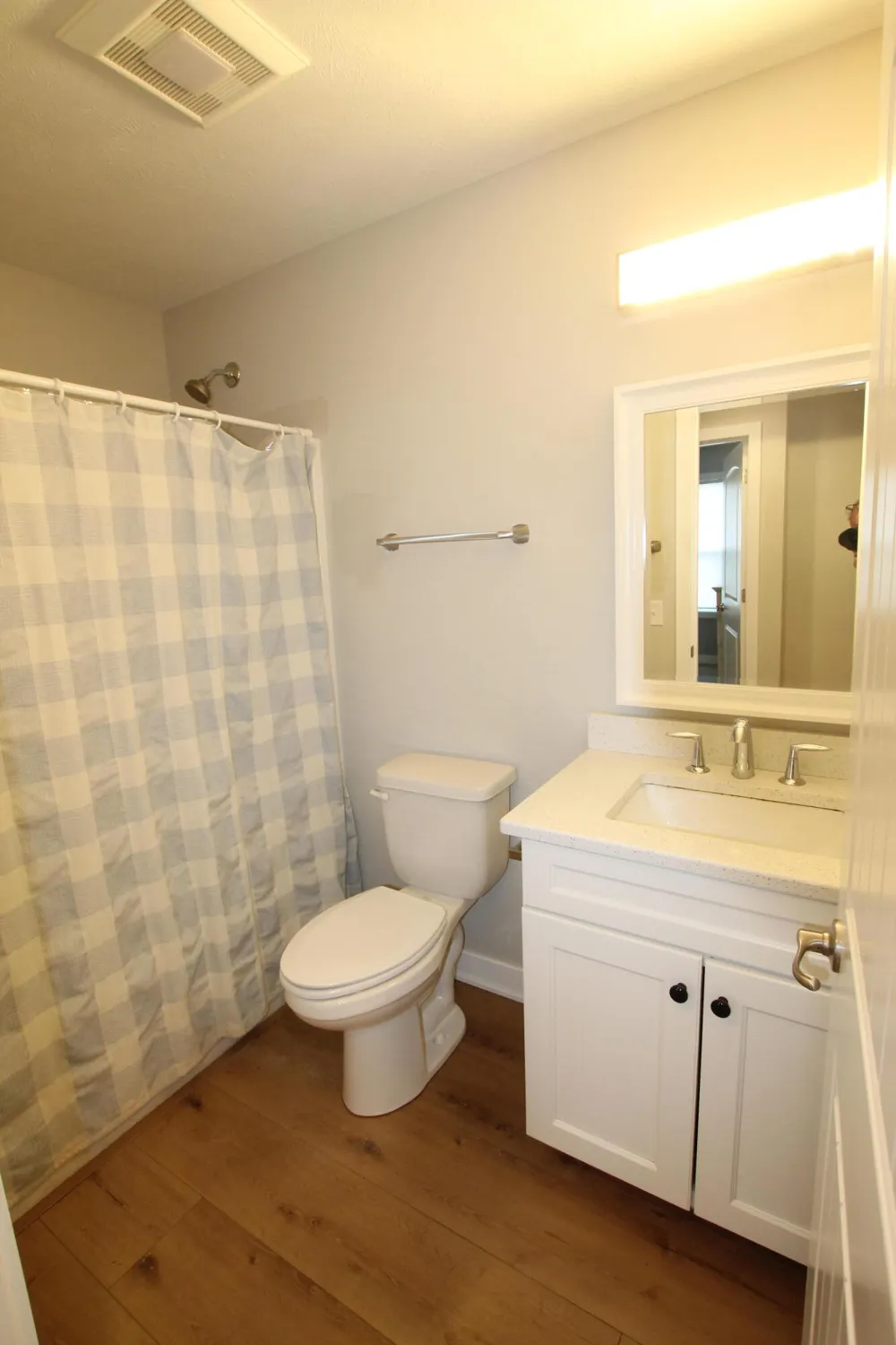 7241 Glendora Lane Kalamazoo, MI 49009