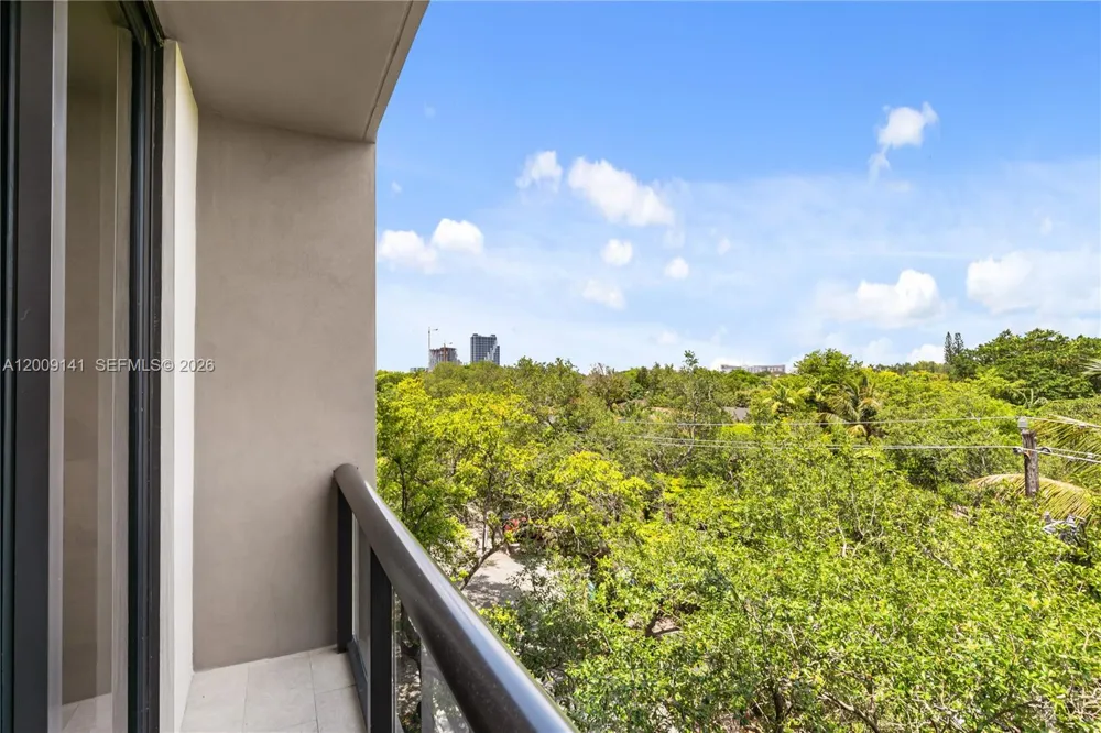 3034 Oak Avenue #LPH3 Coconut Grove, FL 33133