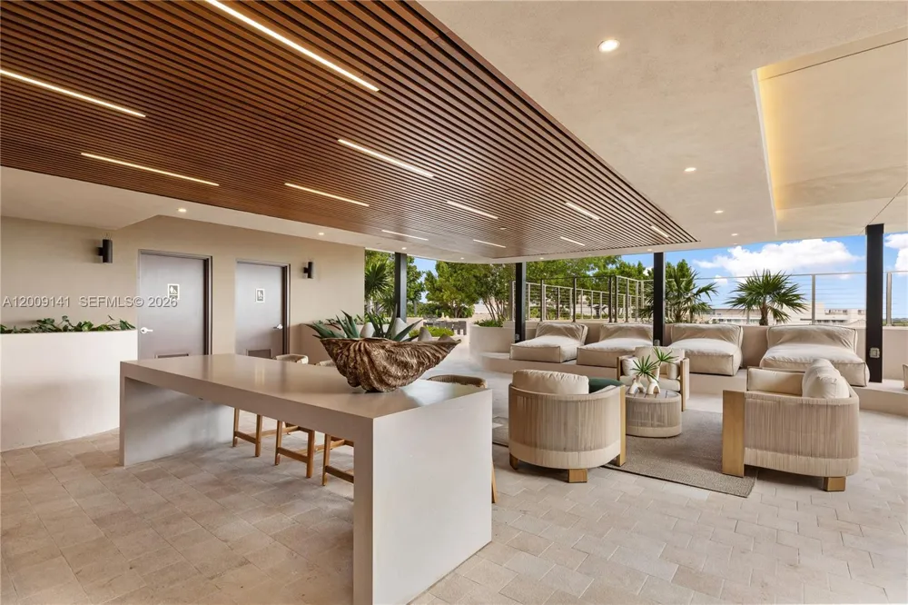 3034 Oak Avenue #LPH3 Coconut Grove, FL 33133