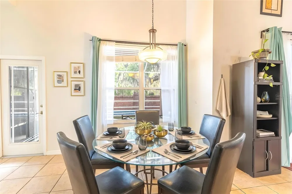 2539 CENTENNIAL FALCON DRIVE Valrico, FL 33596