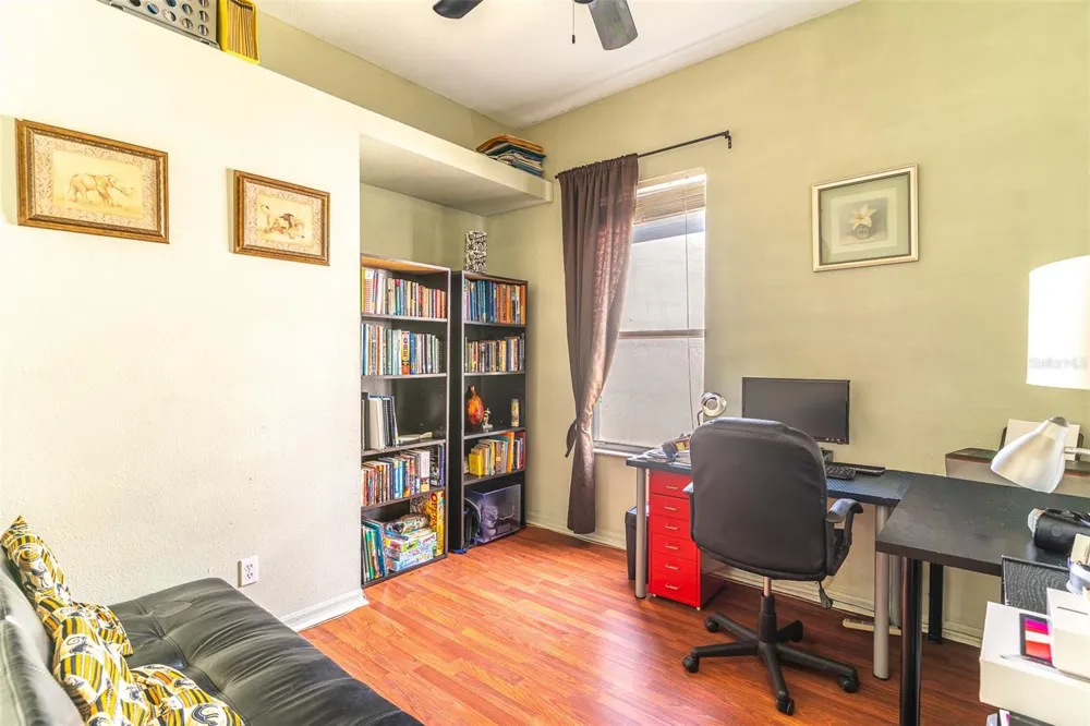 2539 CENTENNIAL FALCON DRIVE Valrico, FL 33596