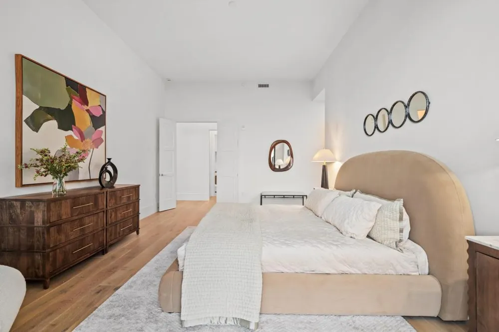 2425 Peachtree Road NE #1705 Atlanta, GA 30305