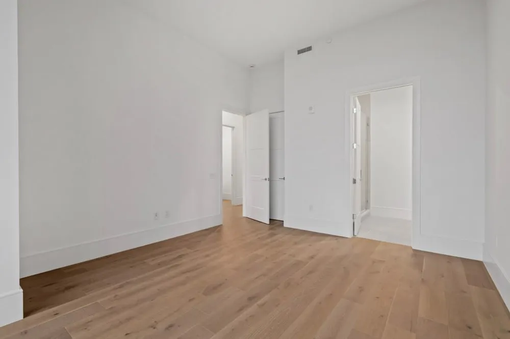 2425 Peachtree Road NE #1705 Atlanta, GA 30305