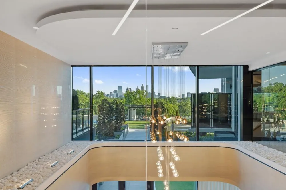2425 Peachtree Road NE #1705 Atlanta, GA 30305
