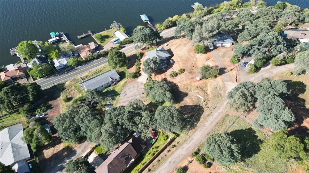 10417 Terrace Clearlake Oaks, CA 95423
