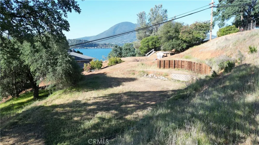 10417 Terrace Clearlake Oaks, CA 95423
