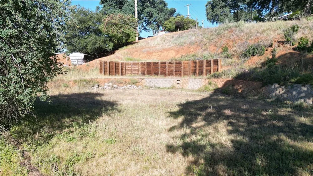 10417 Terrace Clearlake Oaks, CA 95423