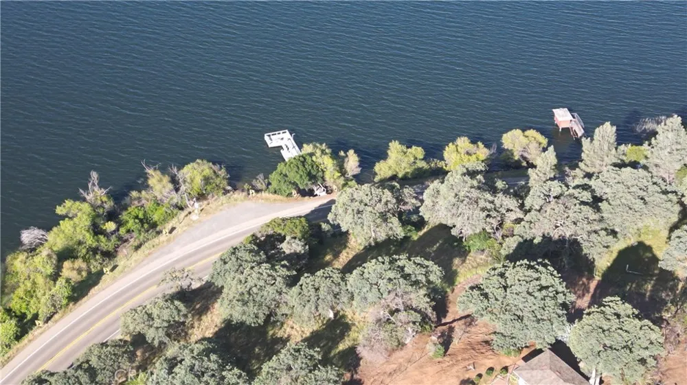 10417 Terrace Clearlake Oaks, CA 95423