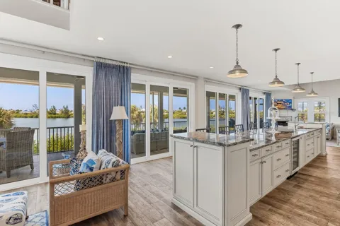 40 SEAWATCH LAKE DRIVE