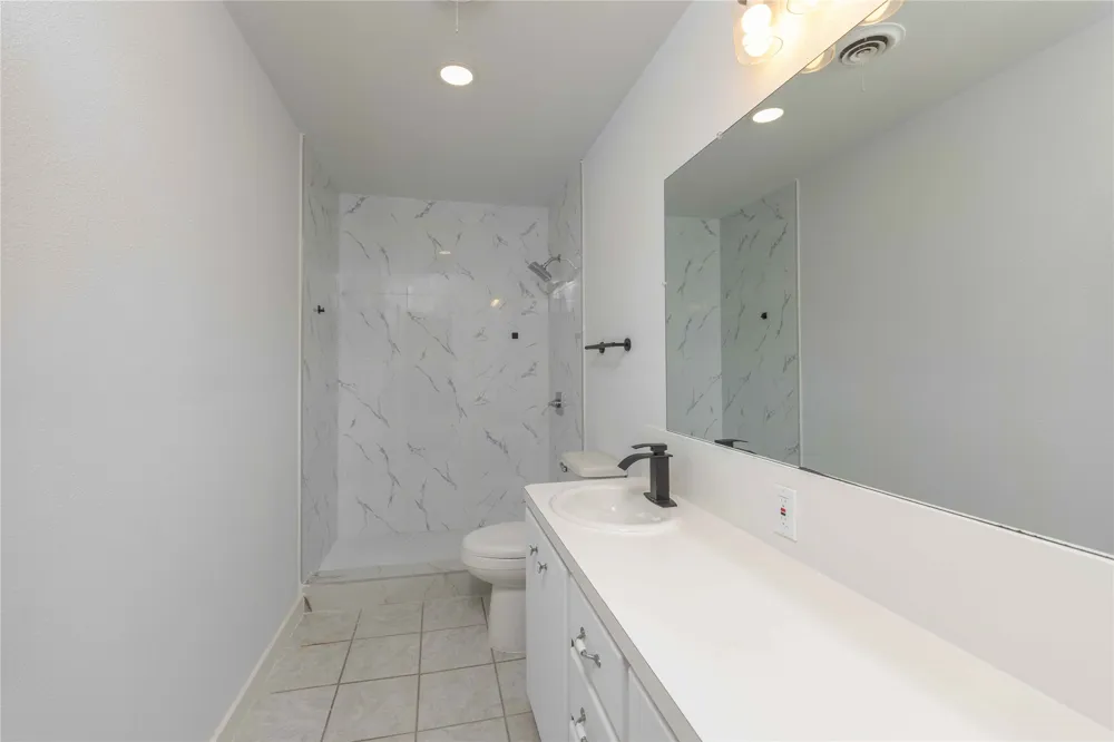 2503 Bois D Arc Street Commerce, TX 75428