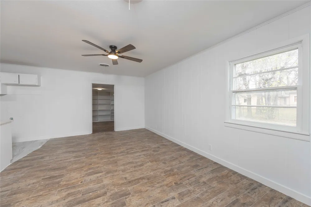 2503 Bois D Arc Street Commerce, TX 75428