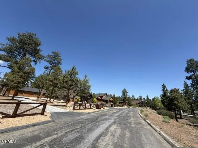 1099 Heritage Trail Big Bear, CA 92314