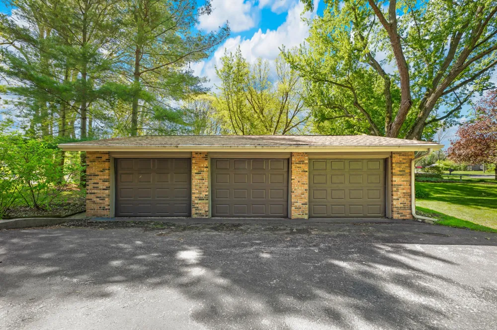 2135 Derfla Drive St. Joseph, MI 49085