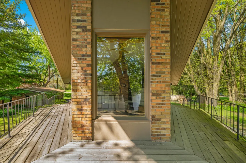 2135 Derfla Drive St. Joseph, MI 49085