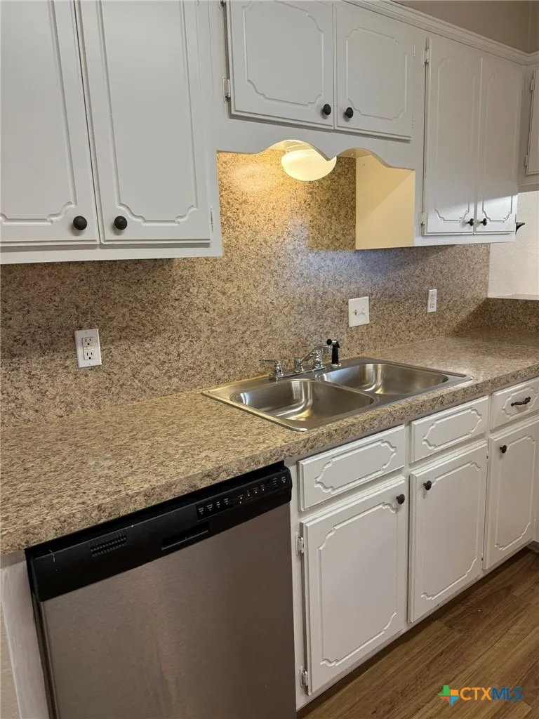 104 Milann Street Victoria, TX 77901