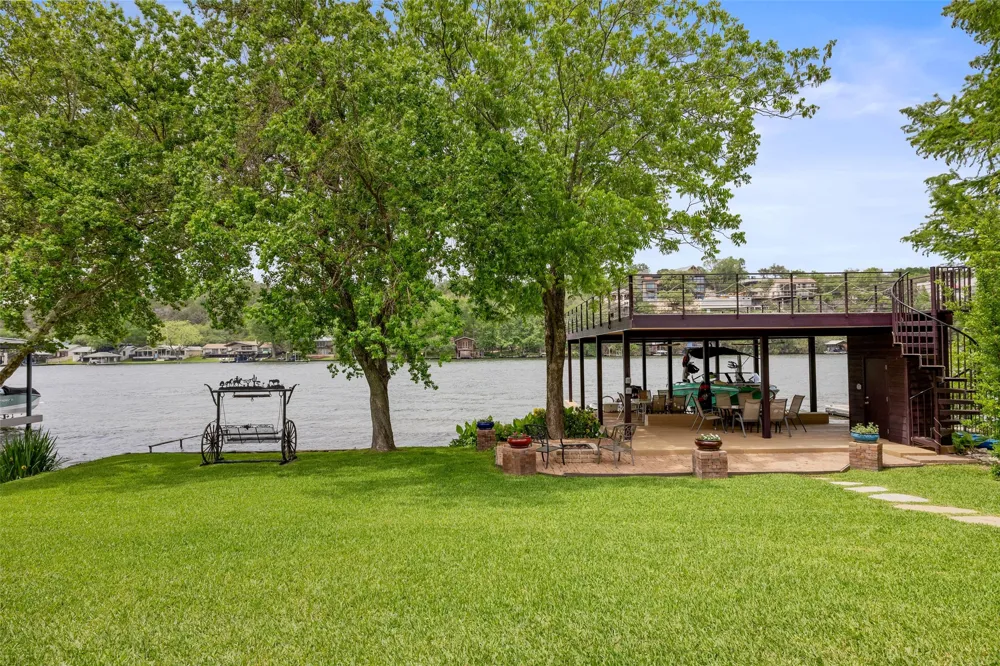3104 Rivercrest Drive Austin, TX 78746