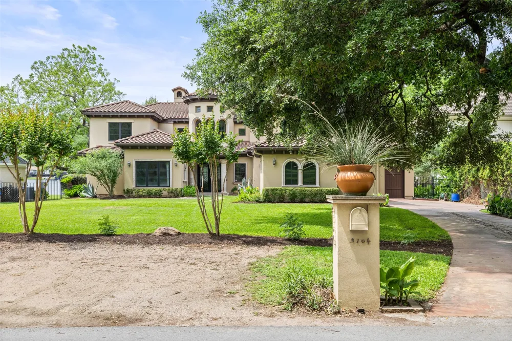 3104 Rivercrest Drive Austin, TX 78746
