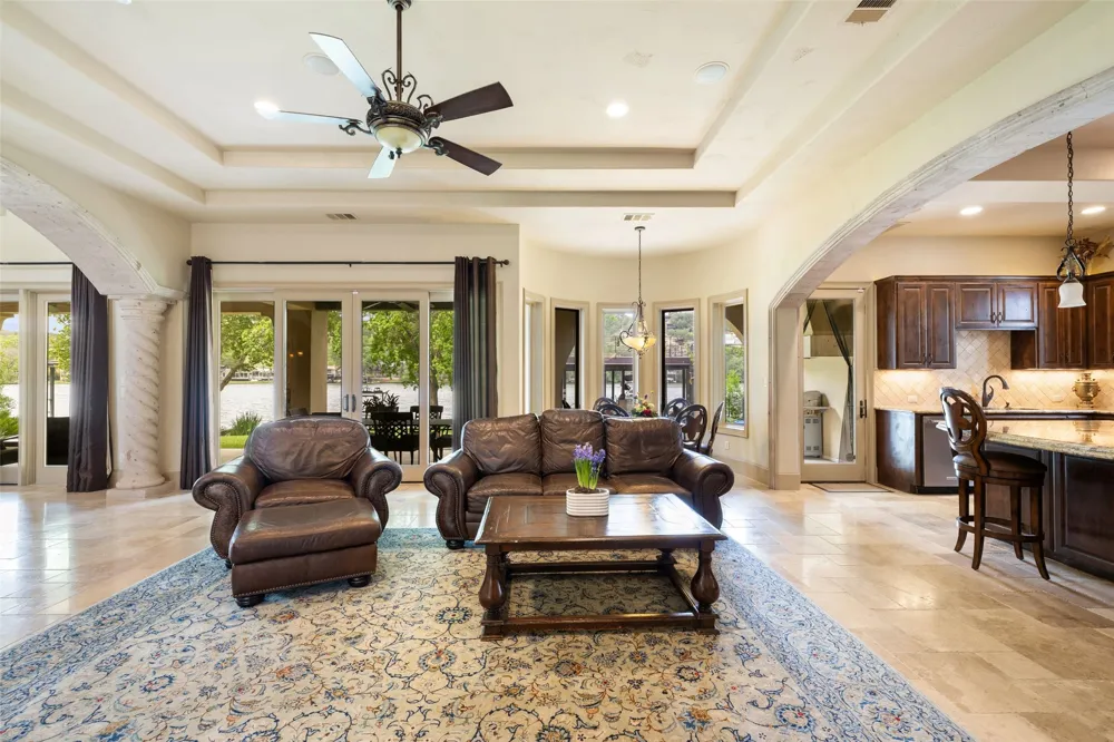3104 Rivercrest Drive Austin, TX 78746