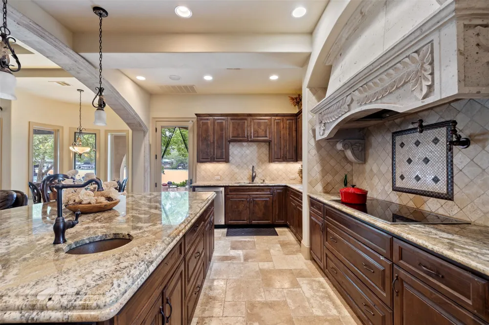3104 Rivercrest Drive Austin, TX 78746