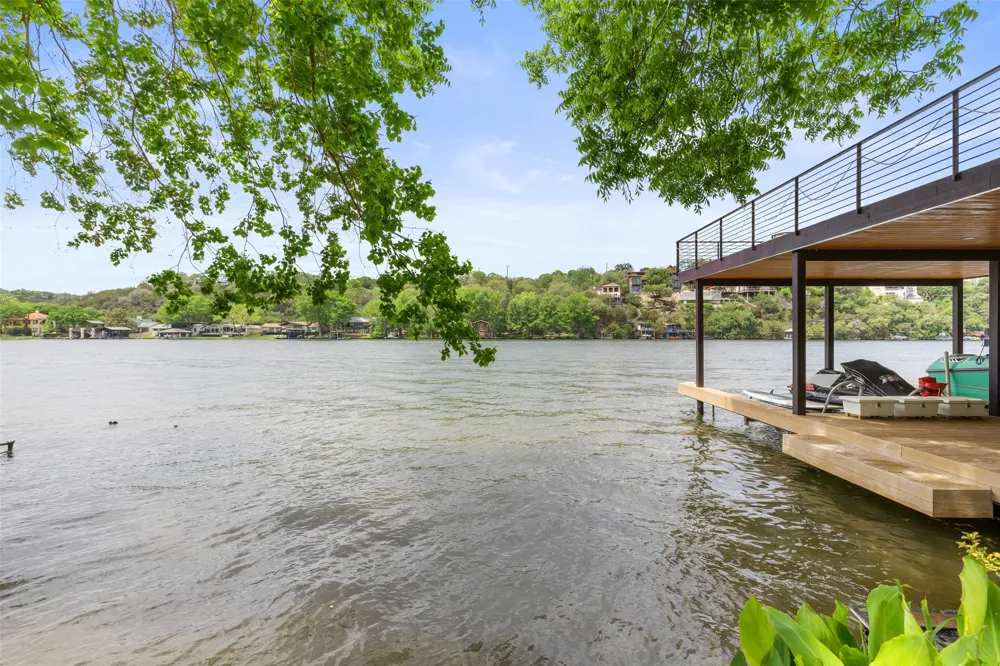 3104 Rivercrest Drive Austin, TX 78746