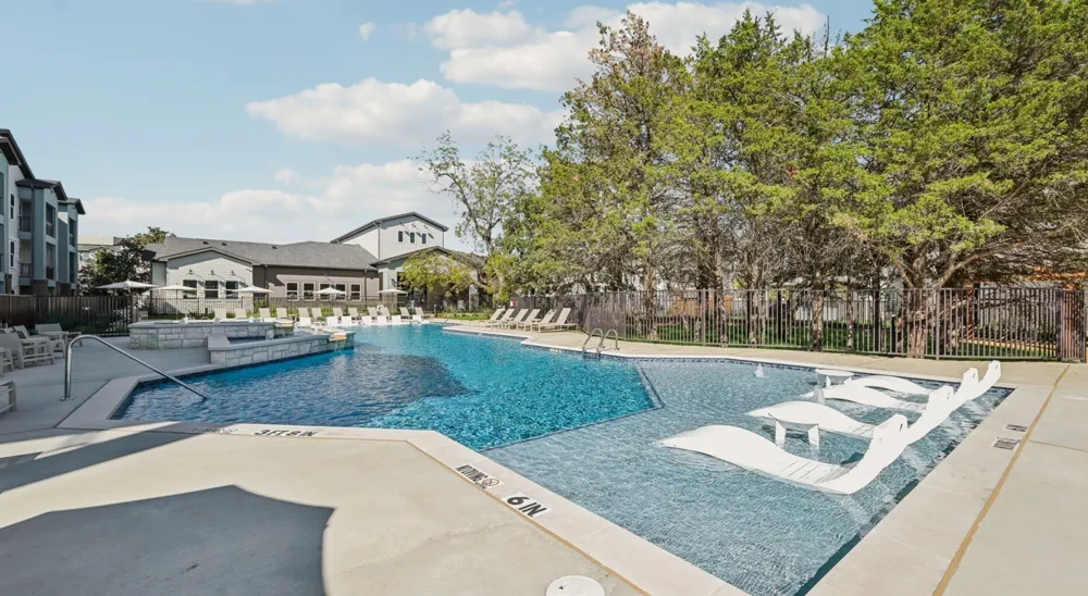 4600 E McKinney Street #6118 Denton, TX 76208