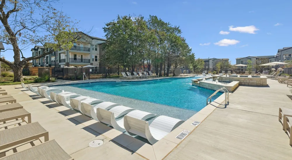 4600 E McKinney Street #6118 Denton, TX 76208