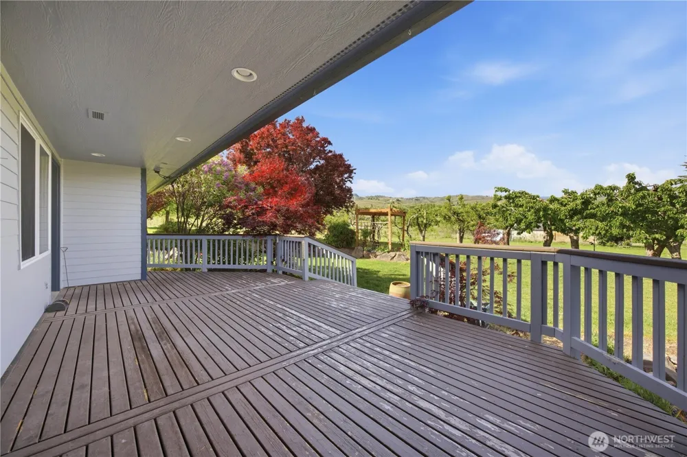 3503 W Malaga Road Malaga, WA 98828