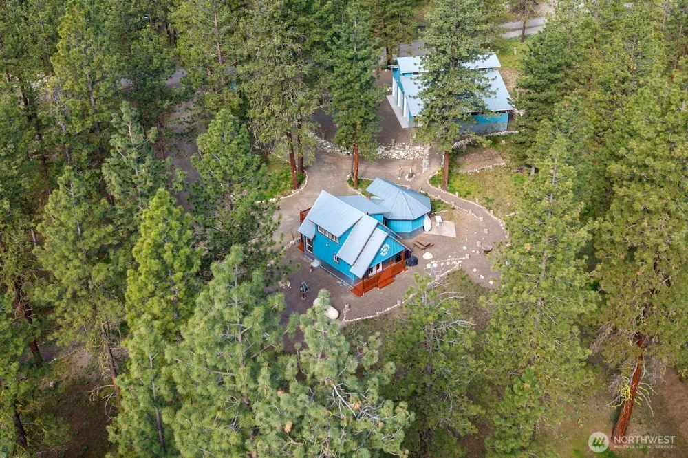 15 Barnaby Road Winthrop, WA 98862