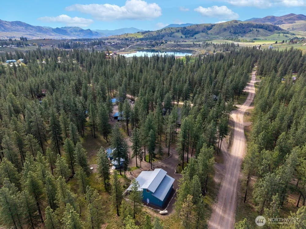 15 Barnaby Road Winthrop, WA 98862