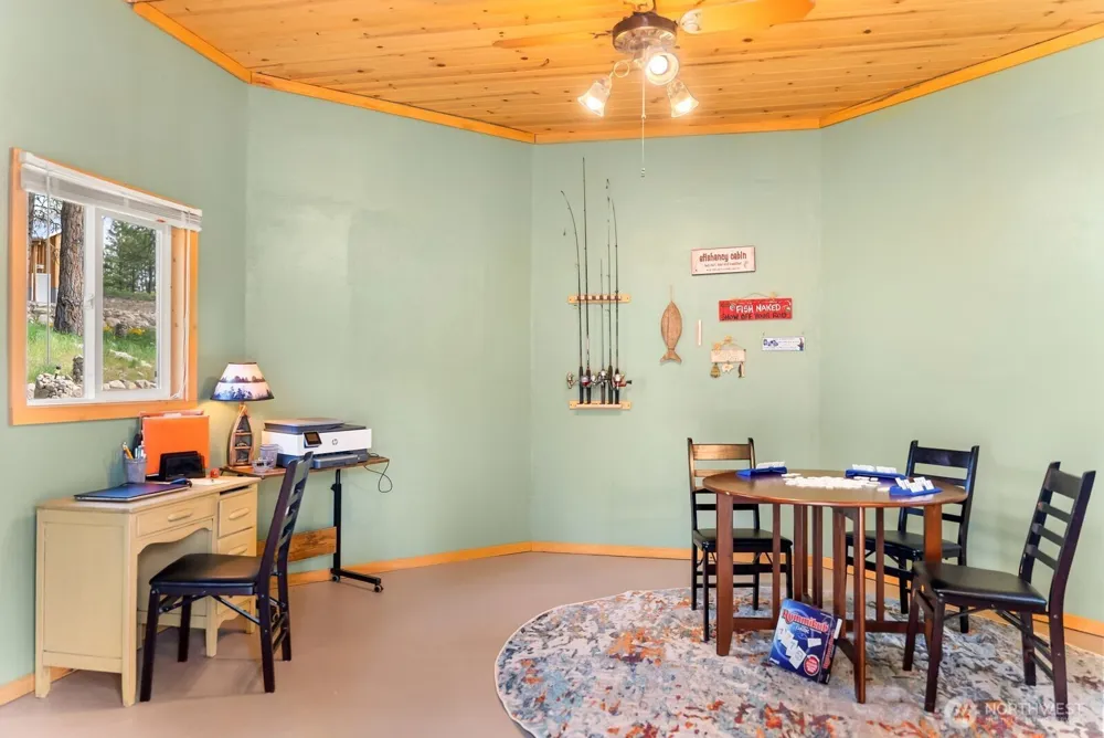 15 Barnaby Road Winthrop, WA 98862