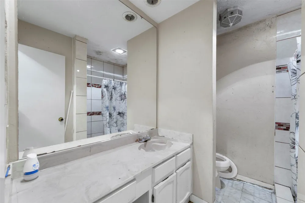3204 Seaboard Drive Arlington, TX 76014