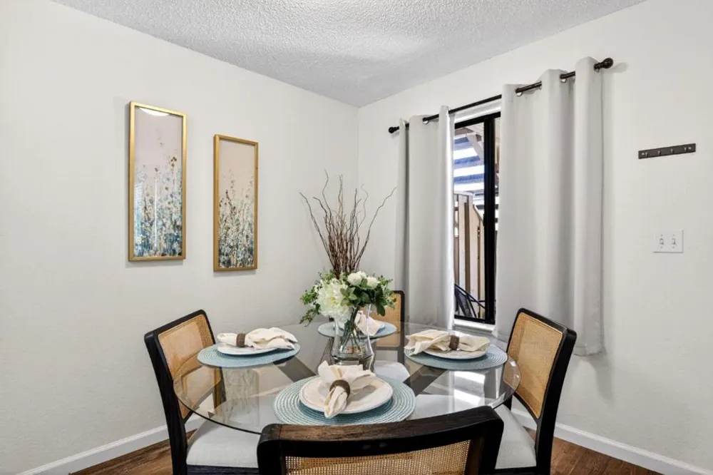 2865 S Bascom Avenue #909 San Jose, CA 95124