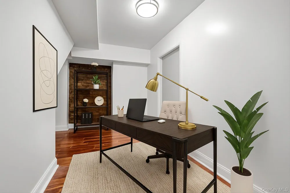 77 Bleecker Street #105 New York (Manhattan), NY 10012
