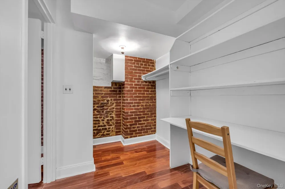 77 Bleecker Street #105 New York (Manhattan), NY 10012