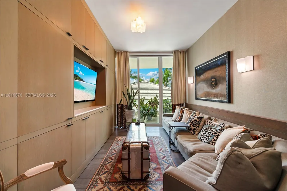16051 Collins Ave #403 Sunny Isles Beach, FL 33160