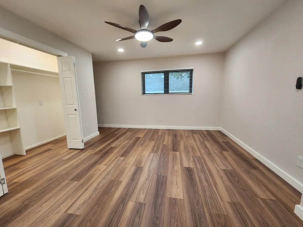 124 SEQUOYA DRIVE E Lake Kiowa, TX 76240