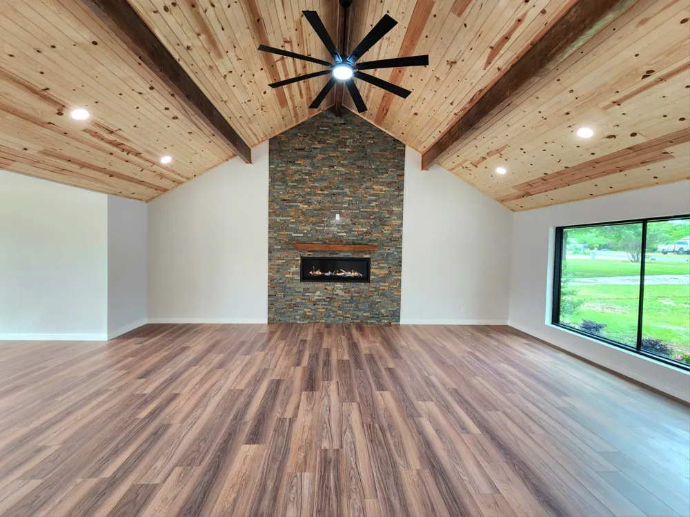 124 SEQUOYA DRIVE E Lake Kiowa, TX 76240