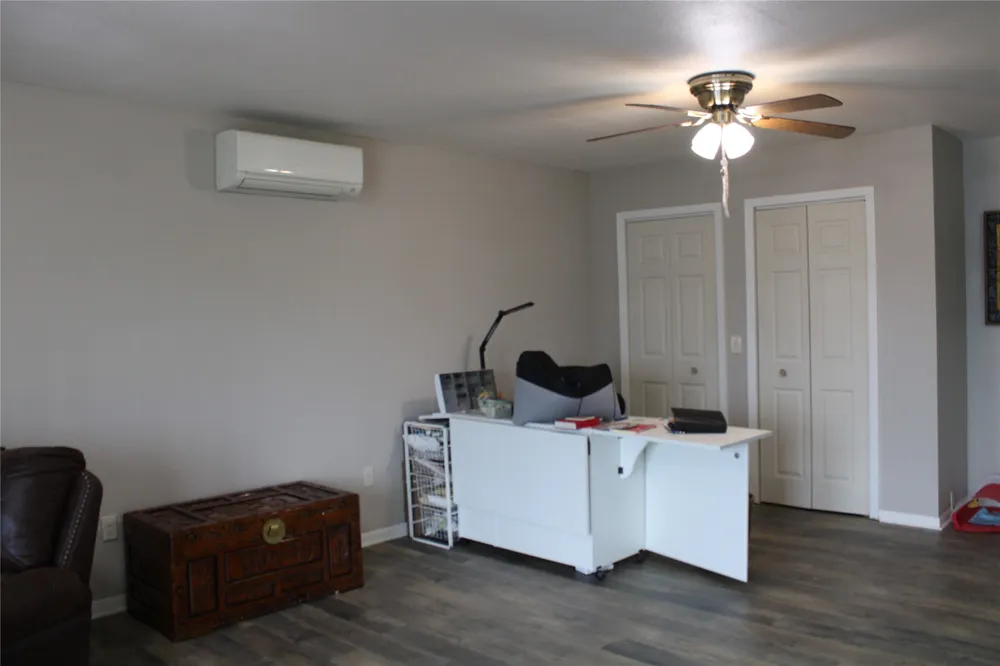 205 longhorn dr Early, TX 76802