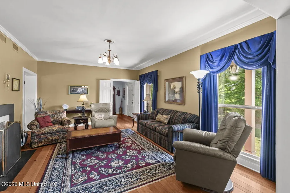1815 Old Benton Road Yazoo City, MS 39194