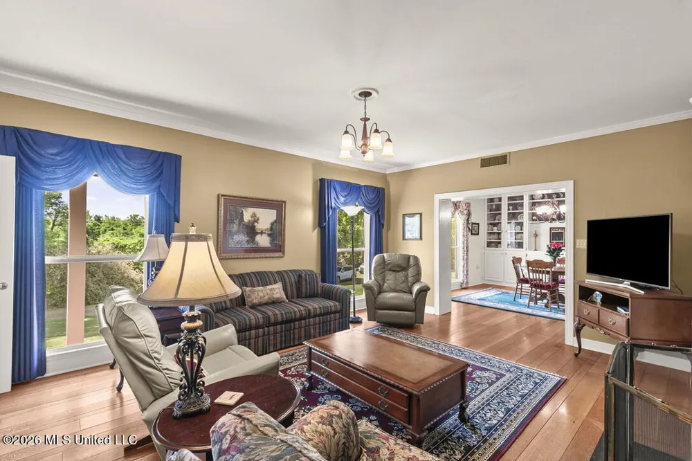 1815 Old Benton Road Yazoo City, MS 39194