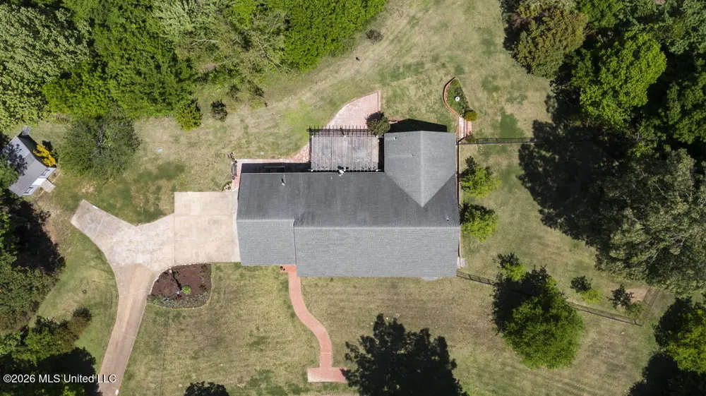 1815 Old Benton Road Yazoo City, MS 39194