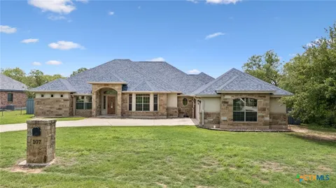 107 Oakview Drive
