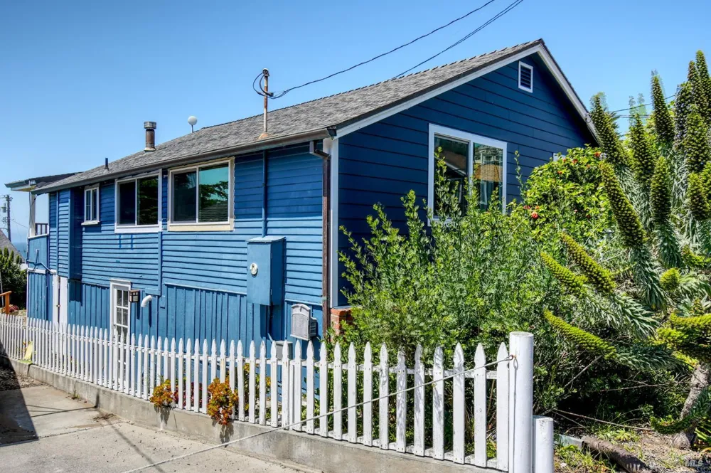 75 Ocean View Avenue Dillon Beach, CA 94929