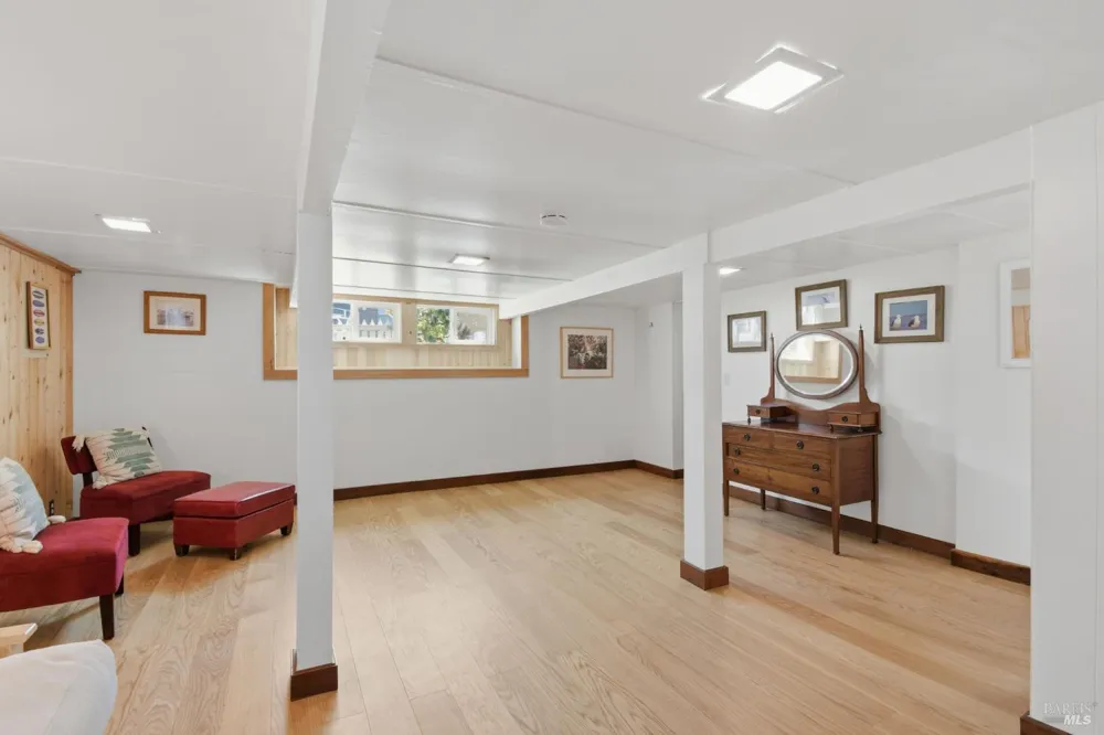 75 Ocean View Avenue Dillon Beach, CA 94929