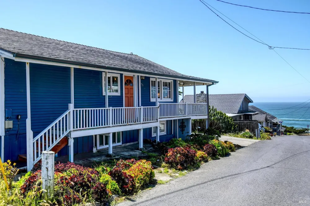 75 Ocean View Avenue Dillon Beach, CA 94929