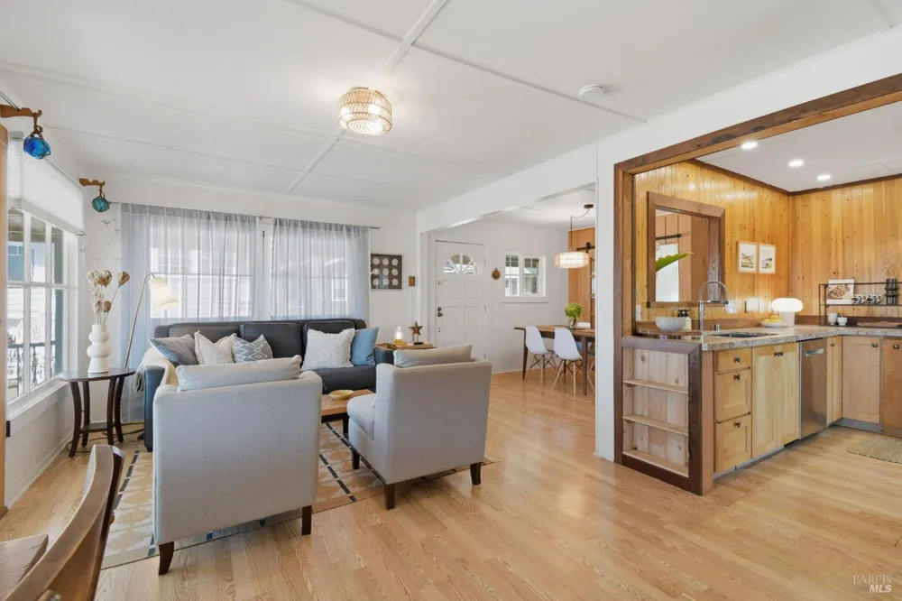 75 Ocean View Avenue Dillon Beach, CA 94929