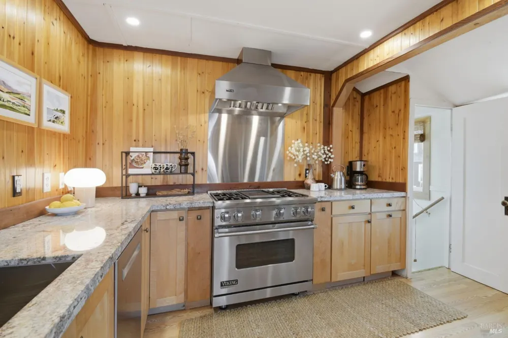 75 Ocean View Avenue Dillon Beach, CA 94929