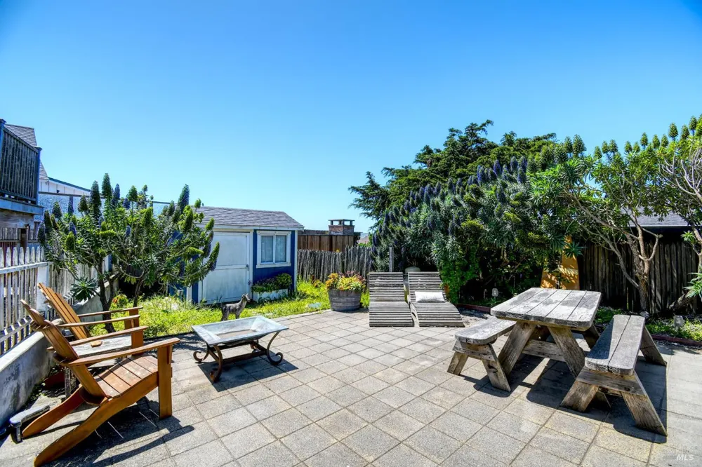 75 Ocean View Avenue Dillon Beach, CA 94929