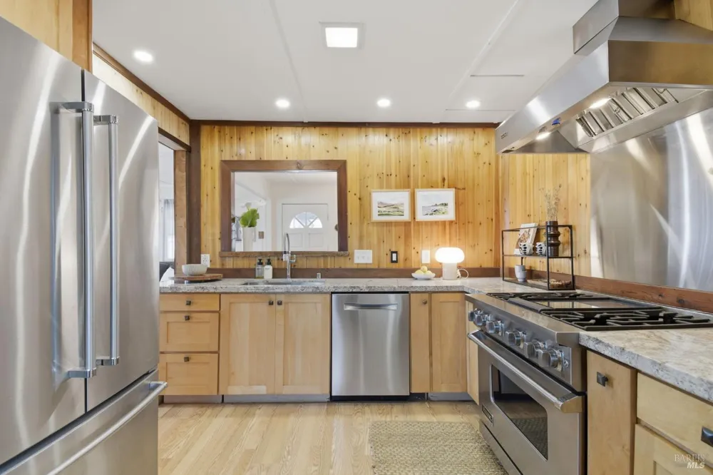 75 Ocean View Avenue Dillon Beach, CA 94929