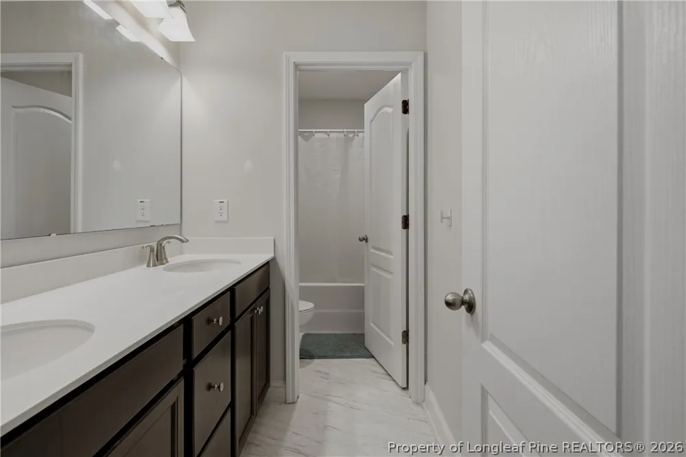 256 Kensington Drive Spring Lake, NC 28390